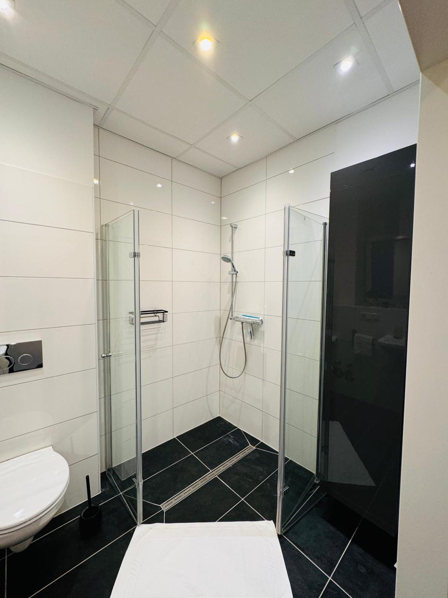 Klassen Stay - Designer Altbau Apartment Mit 2 Zimmer - Naehe Zentrum Und Rhein 科布倫茨 外观 照片